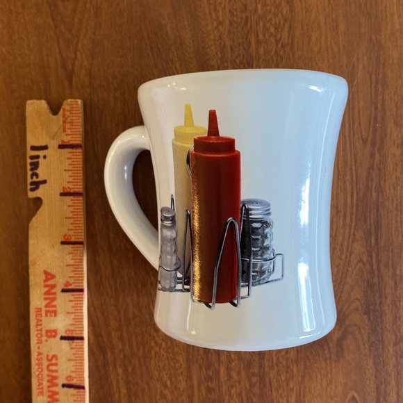 White restaurant mug/cup with salt/pepper/ ketchup/mustard pictured unique rare - Picture 9 of 11